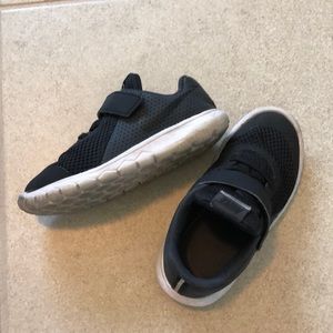 Kids Nike Flex Experience tennis shoes